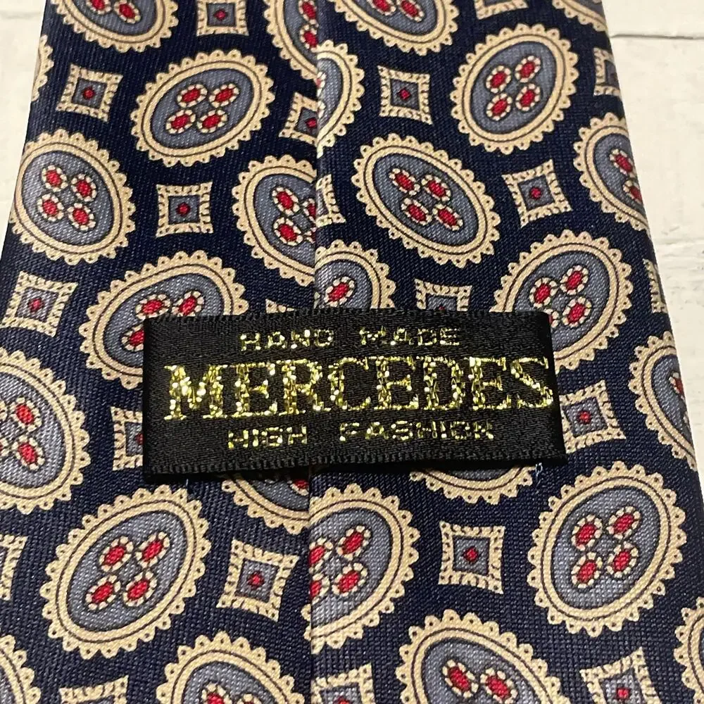 Vintage Merceds Hand Made 100% Silk Tie Navy Cream and Red Geometric Design EUC - Picture 2 of 8